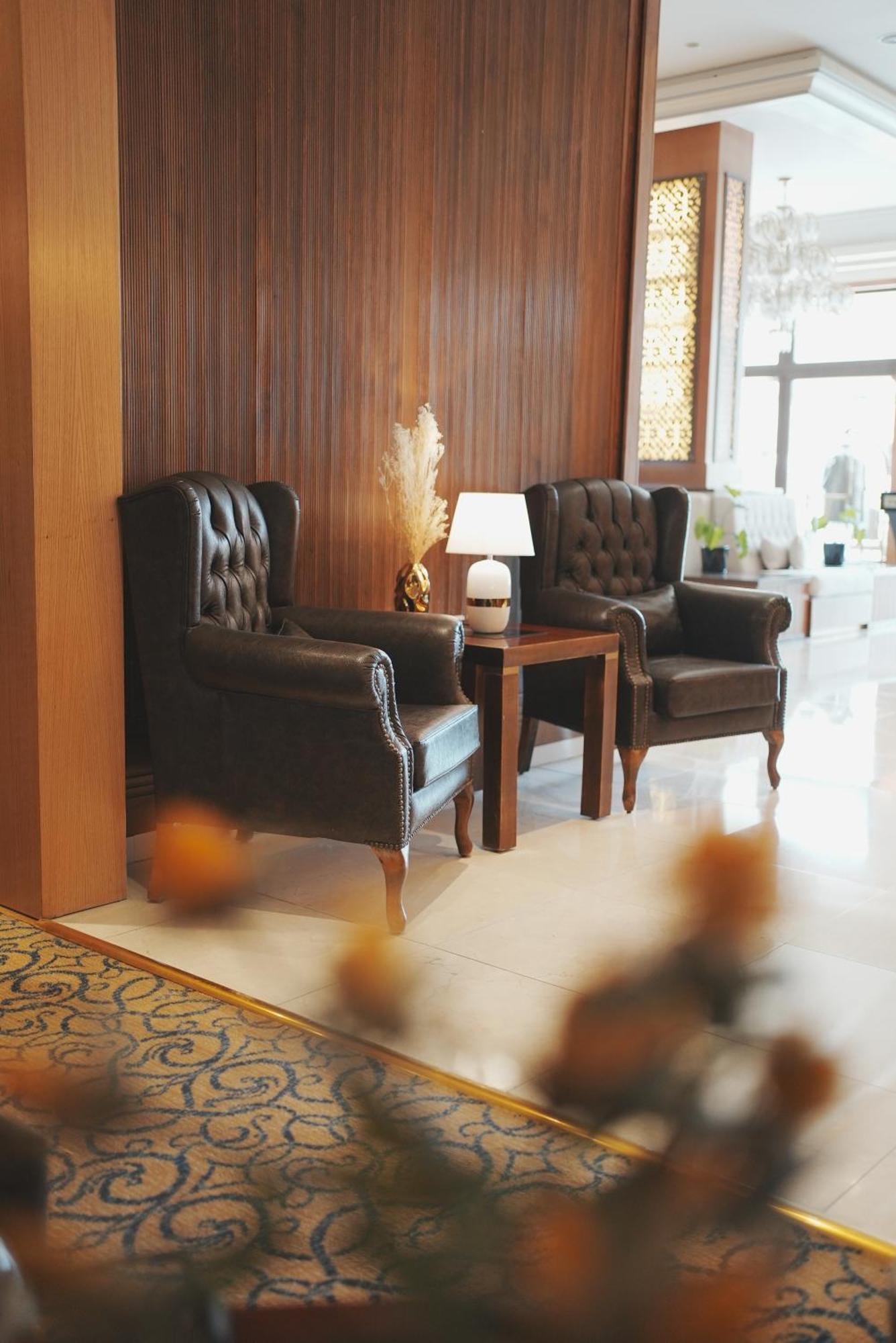 Thousand Nights Hotel Amman Bagian luar foto Interior of the hotel
